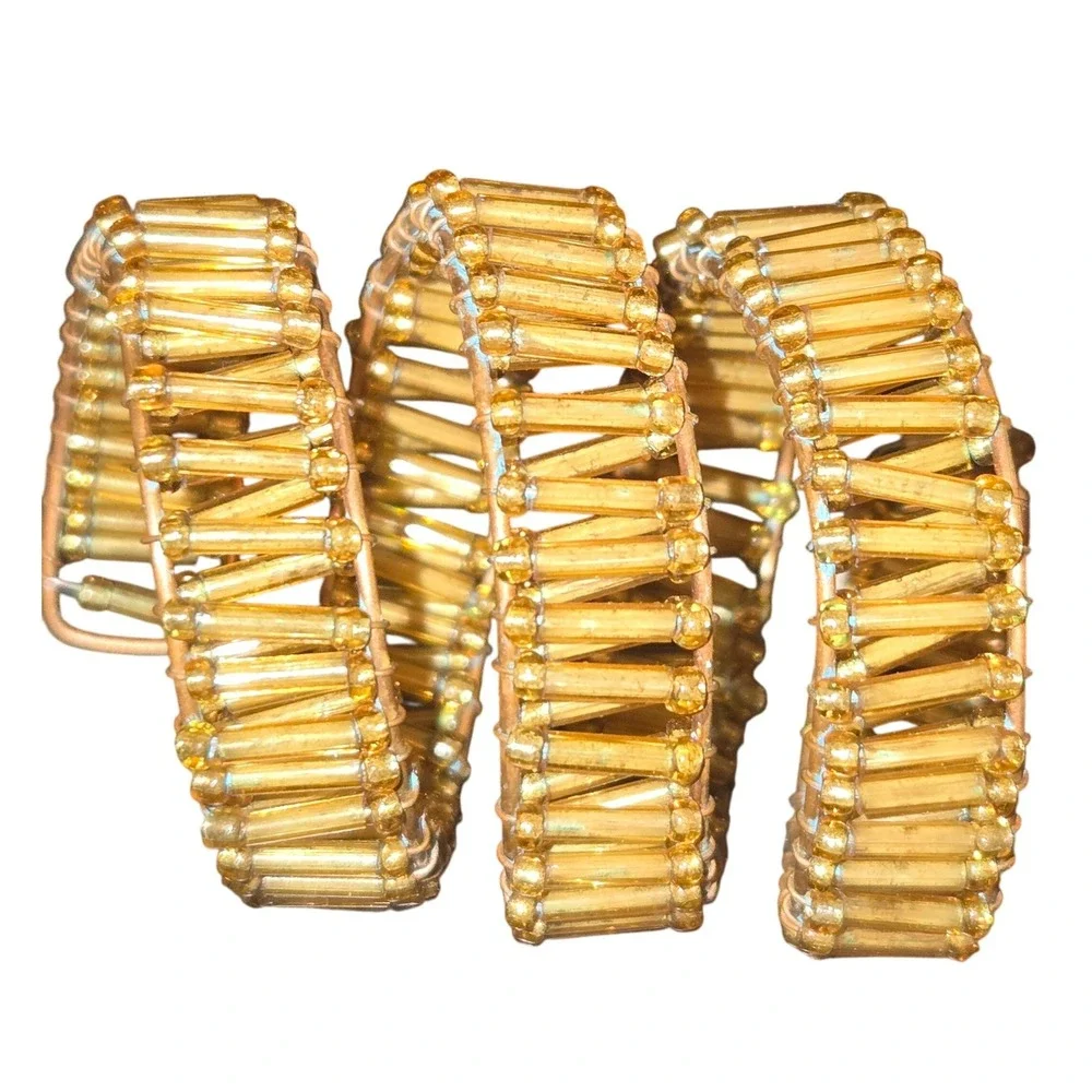Pier 1 VTG Napkin‎ Rings Set of 8 Gold Tone Beaded Wire Spiral Shaped Adjustable